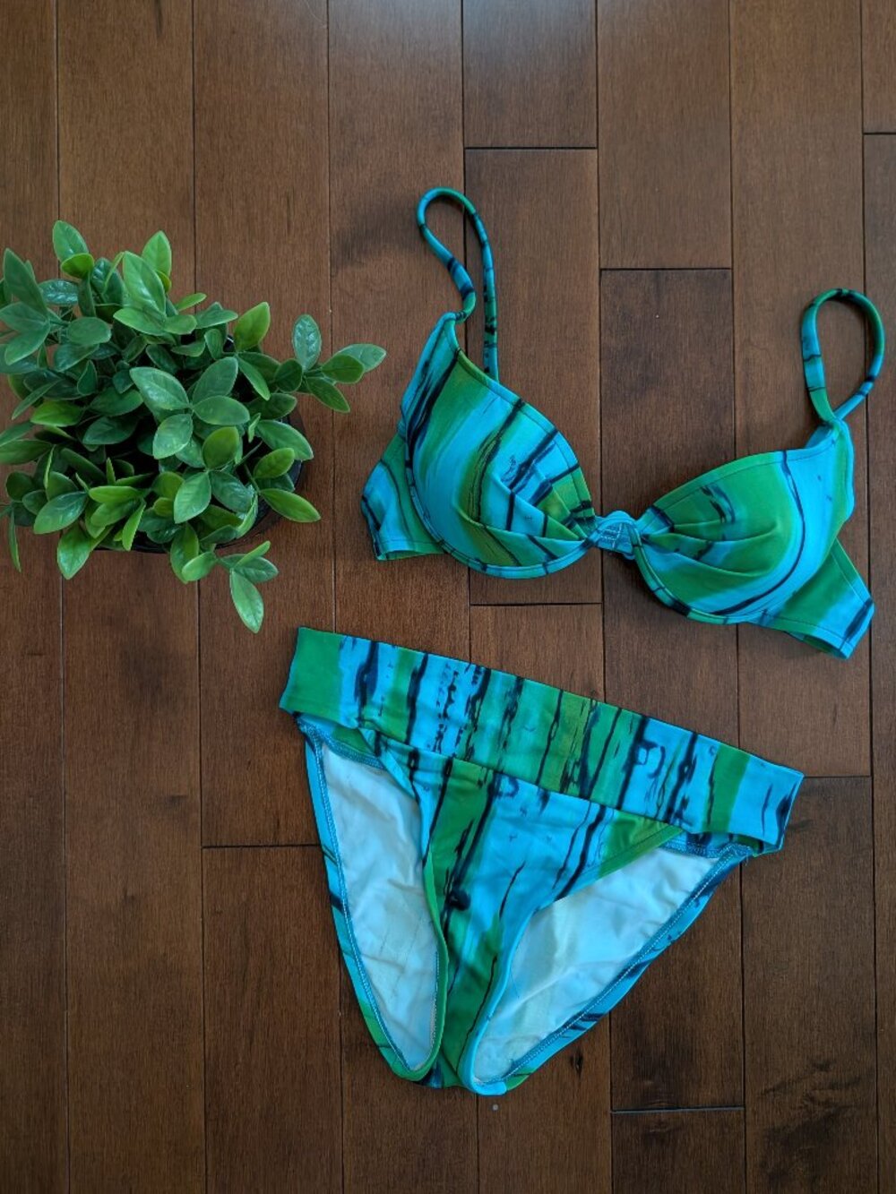 STRIPEY TIE DYE Y2K VINTAGE BIKINI